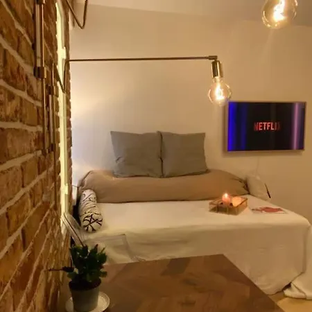 Comfy Little In The Center Of Апартаменты *